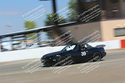 media/Sep-18-2022-Speed Ventures (Sun) [[5447a334fb]]/Black/Panning/